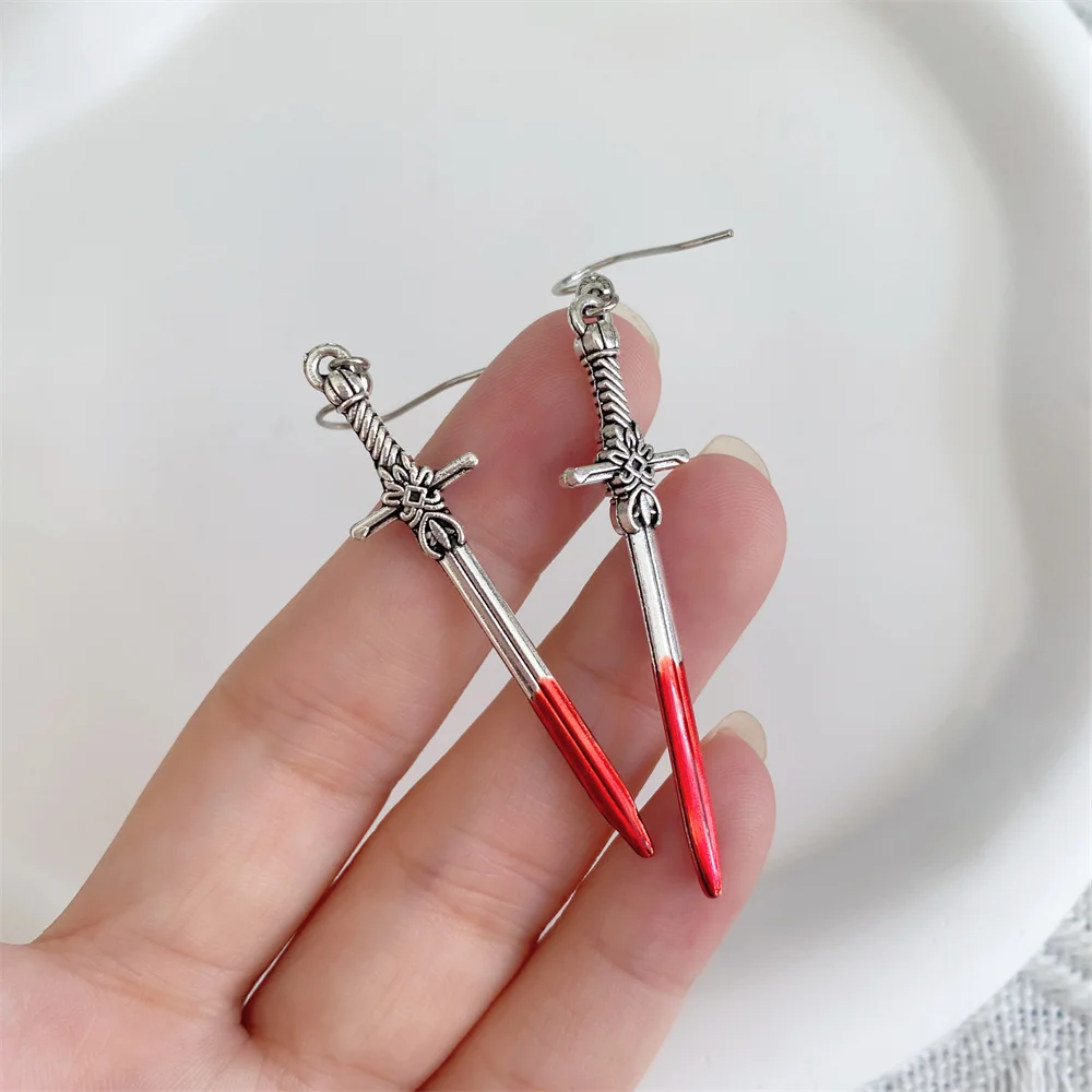 القوطية هالوين السيف الطويل الصليب القلب نازف النفط الدم وصمة عار سيدة الموضة الفاخرة المعادن الأذن هوك مهرجان مجوهرات اكسسوارات #3