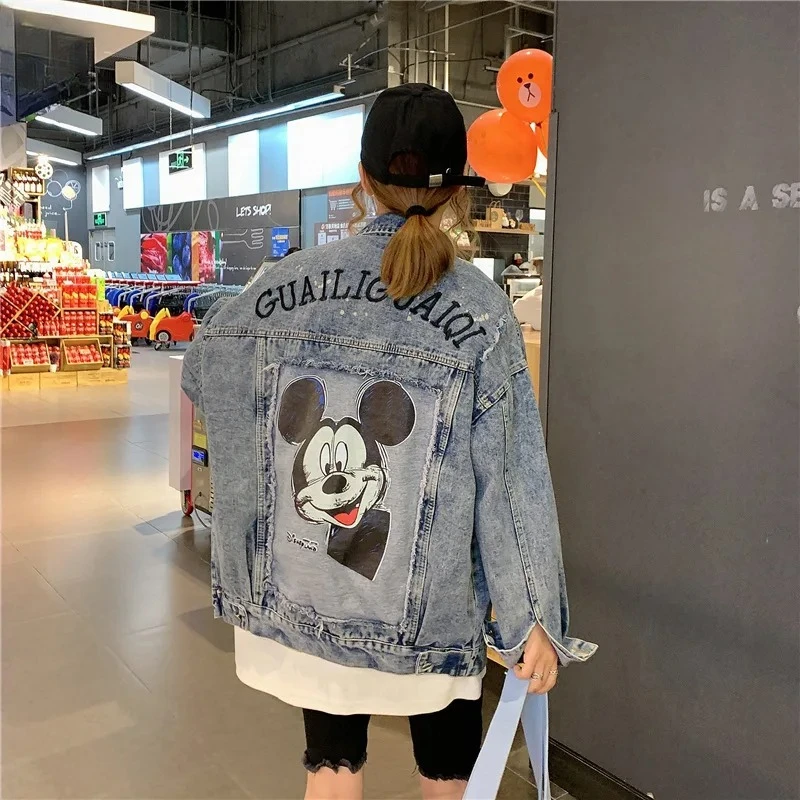 Giacca di jeans autunnale 2026 da donna, vestibilità ampia, versione coreana, stile BF Hong Kong, con ricamo a cartone animato, versatile, top