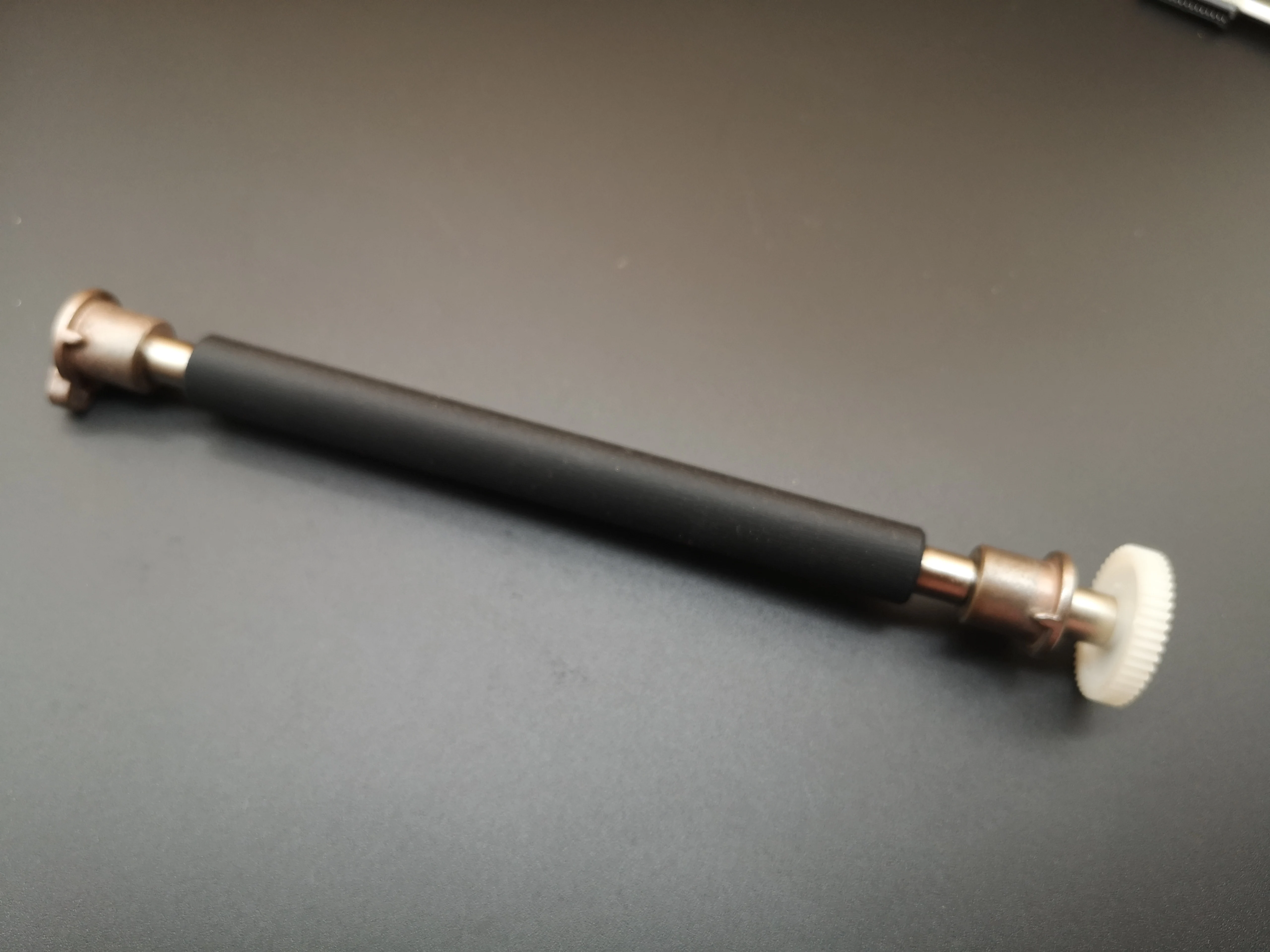 

Free shipping Original for Printronix T2N 200DPI Barcode Printing Roller, Roller, Rubber Roller