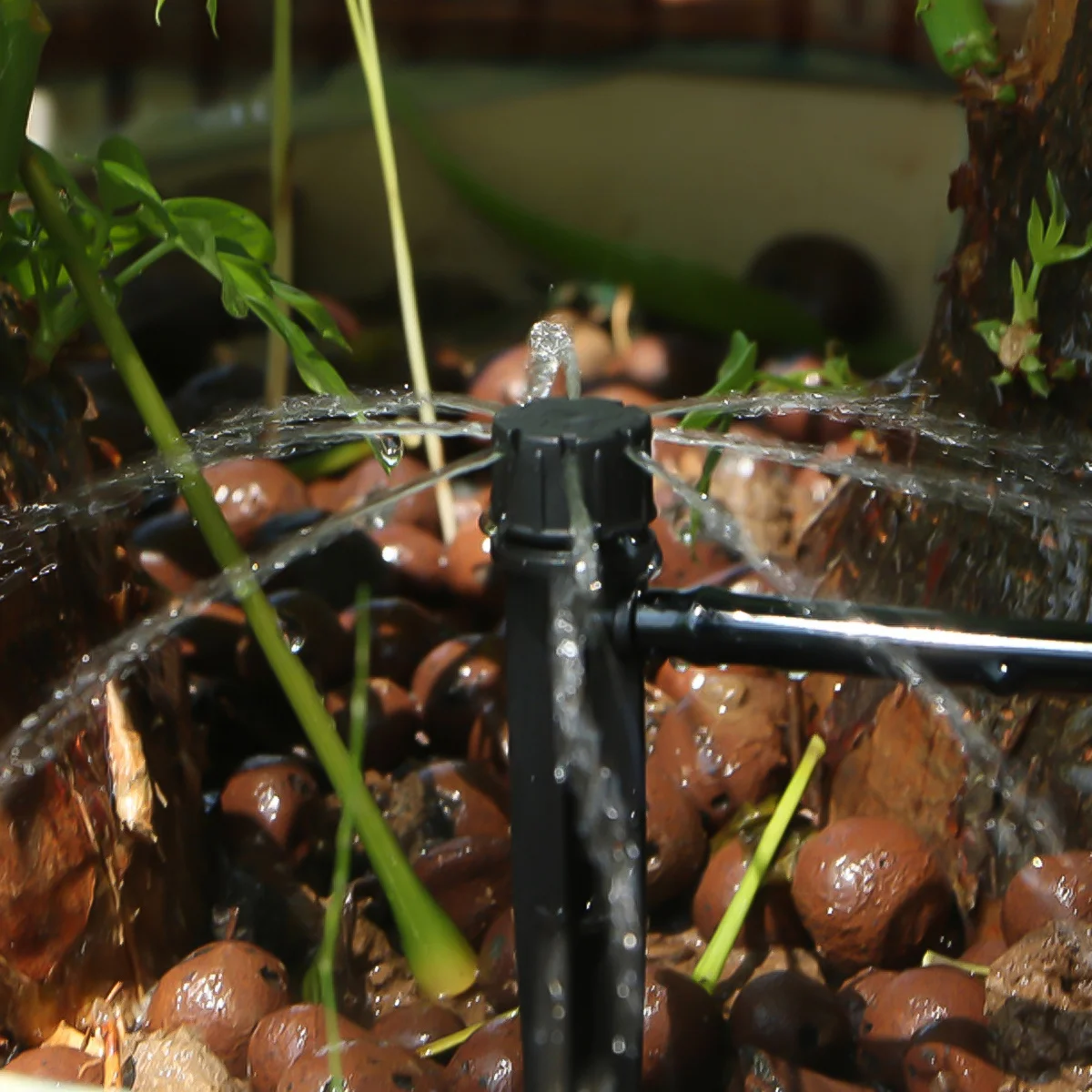 

24Pcs Auto Watering Devices Plastic Garden Water Dripper Convenient Portable System for Plants Soil Moisture Black