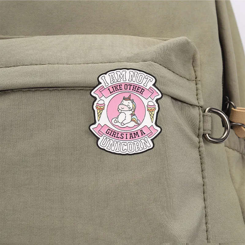 Niedliches Regenbogen-Einhorn-Lese-Geist-Emaille-Abzeichen, sarkastischer Text, Anstecknadel, Kawaii-Dekorationsbrosche, Set für Taschen-Accessoires, Geschenk – Detail 3