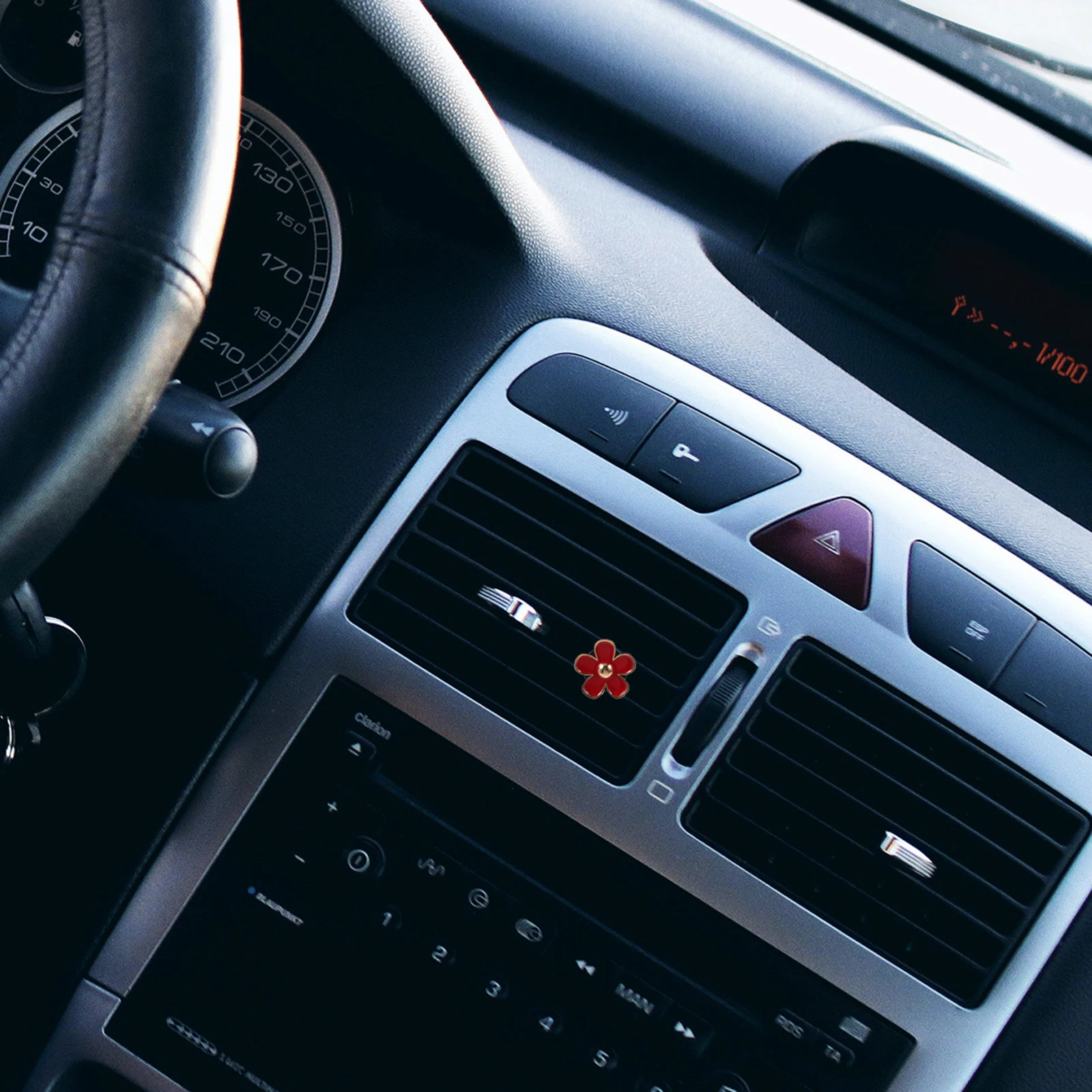 

4 Pcs Perfume Metal Car Air Vent Clips Small Daisy Flower Vent Clips Red Easy Install Aroma Decor Car Freshener Dashboard