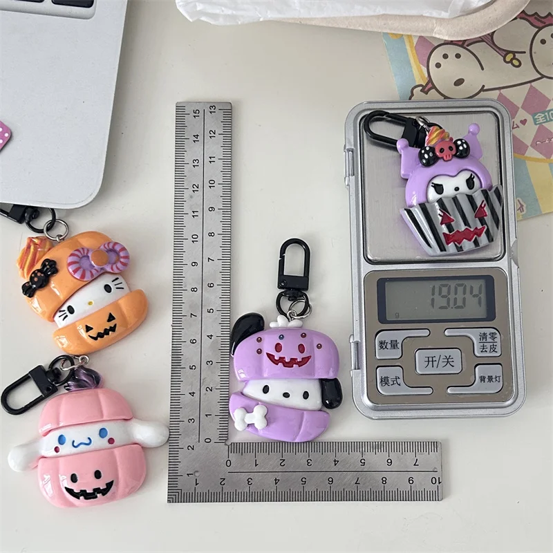 MINISO Sanrio Halloween Pumpkin Cartoon Keyrings Funny Pumpkin Pendant Backpack Accessories Ideal Halloween Gift Accessory