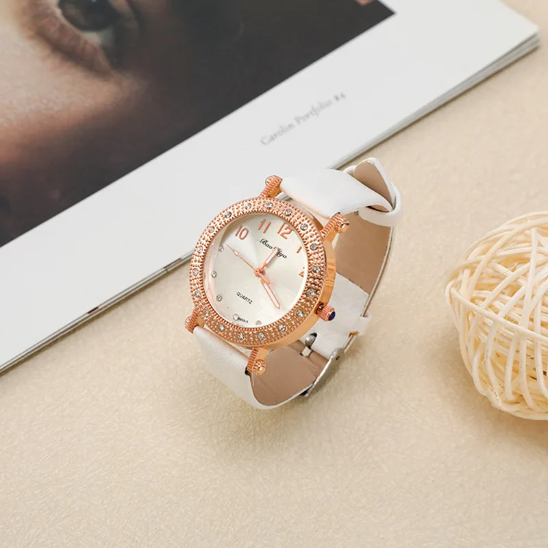 Новые модные простые темпераментные женские часы, трендовые кварцевые часы с ремнем, женские наручные часы, reloj mujer