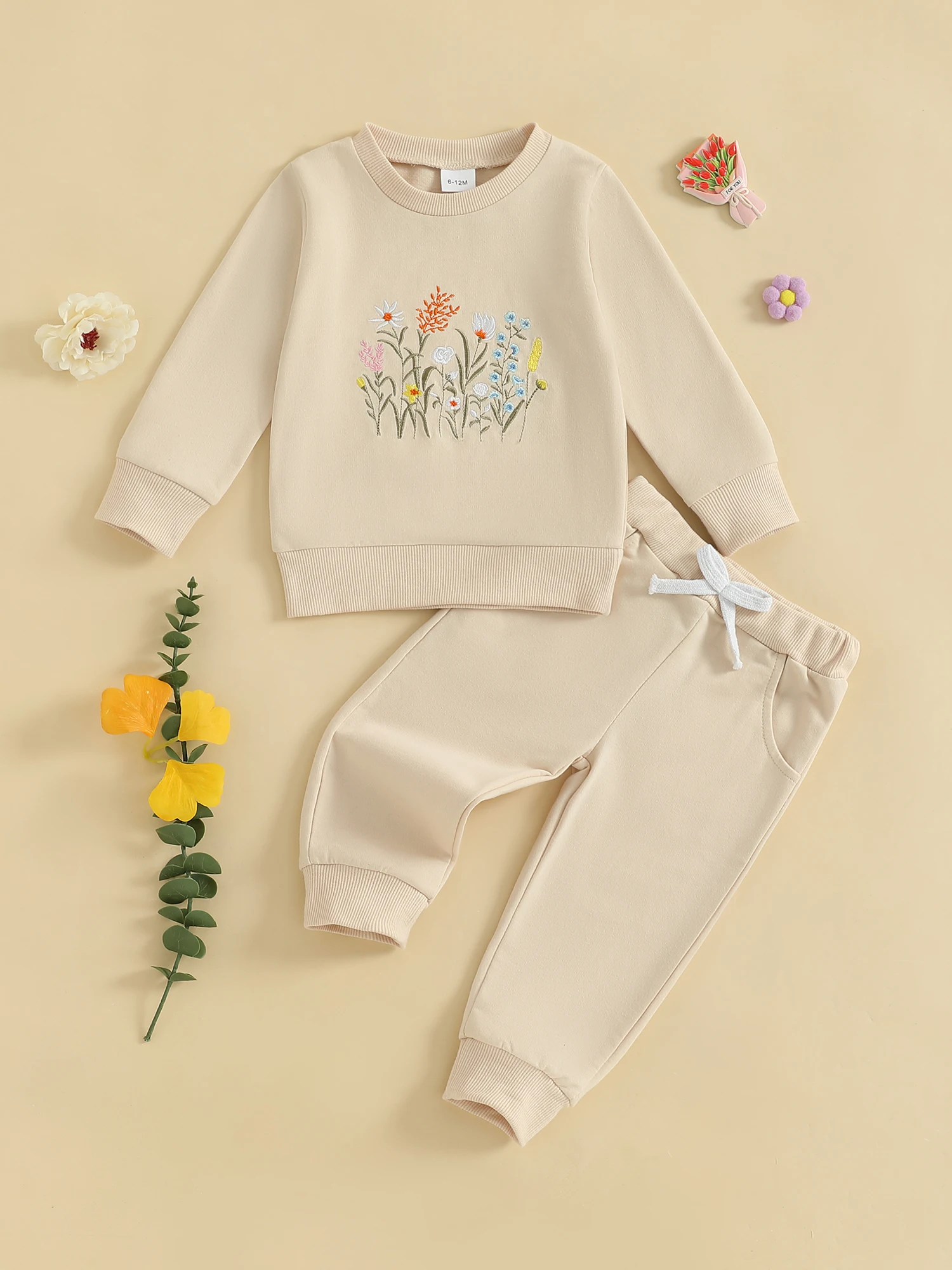 

Очаровательный осенне-зимний ансамбль для маленьких девочек с свитер с цветочной вышивкой и уютными одинаковыми брюками для стильного образа