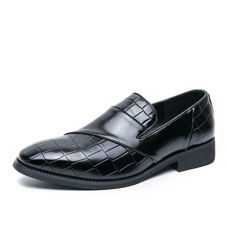 

New large size Men's work shoes Fashion Thick-soled riding boots Men's shoes Casual sports shoes Low heels Motorcycle boots