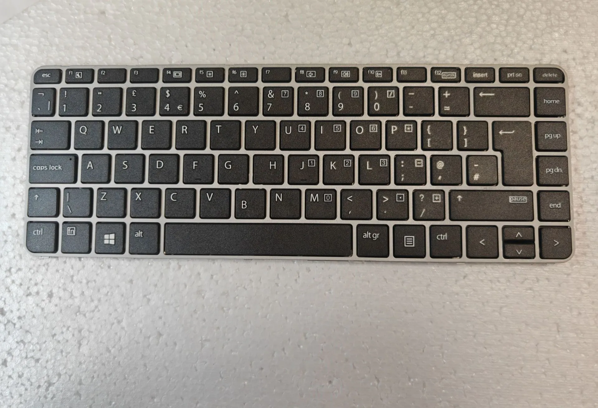 

Британская клавиатура для HP EliteBook 840 G3 840 G4 848 G3 848 G4 745 G3 745 G4 HSTNN-I33C-4 ZBOOK 14u G4 без подсветки без точки