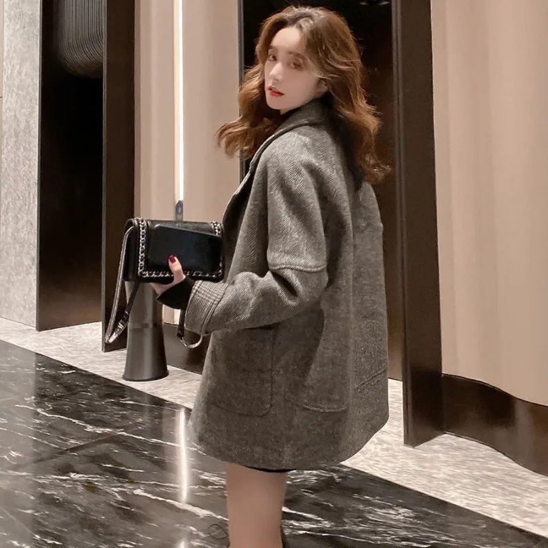 ​2025 Women's Autumn WinterNew Korean Casual Tweed Coat Loose Oversized Vintage Chic Slimming British Inspired Blazer​