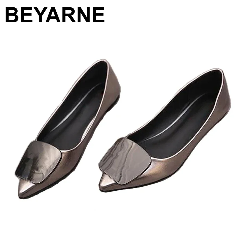 BEYARNE flat metal shoes with pointed toe buckle for women, leather loafers, women\'s shoes, casual shoes for women, E1100