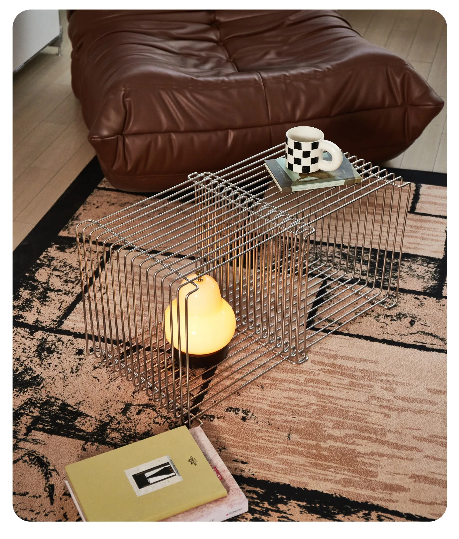 

Дизайнерский журнальный столик из нержавеющей стали, новый маленький приставной столик, винтажная подставка для хранения, креативная напольная подставка для книг.