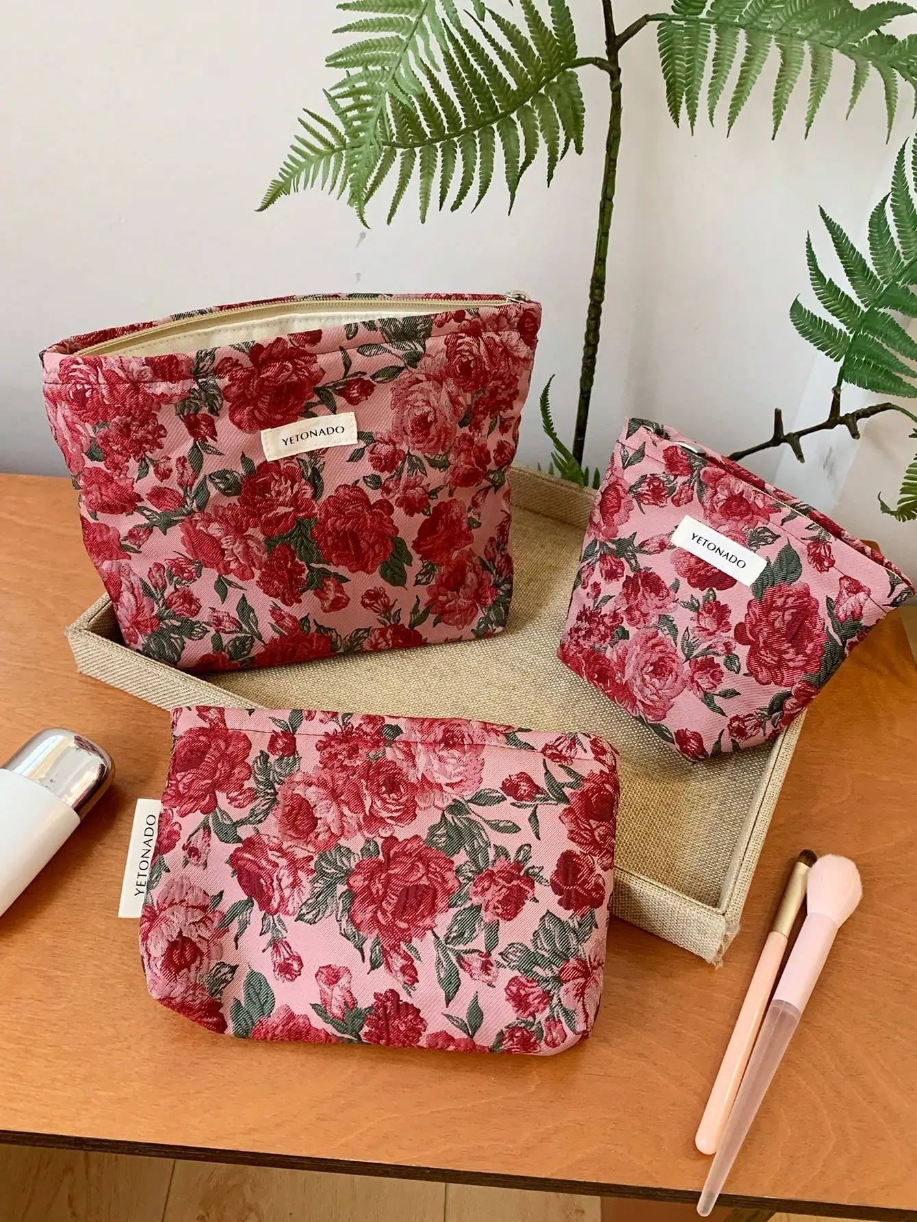 1pc/set Vintage Red Rose Makeup Bag, Rose Pattern Makeup Bag, Makeup Storage Bag, Cute Daily Washing Bag