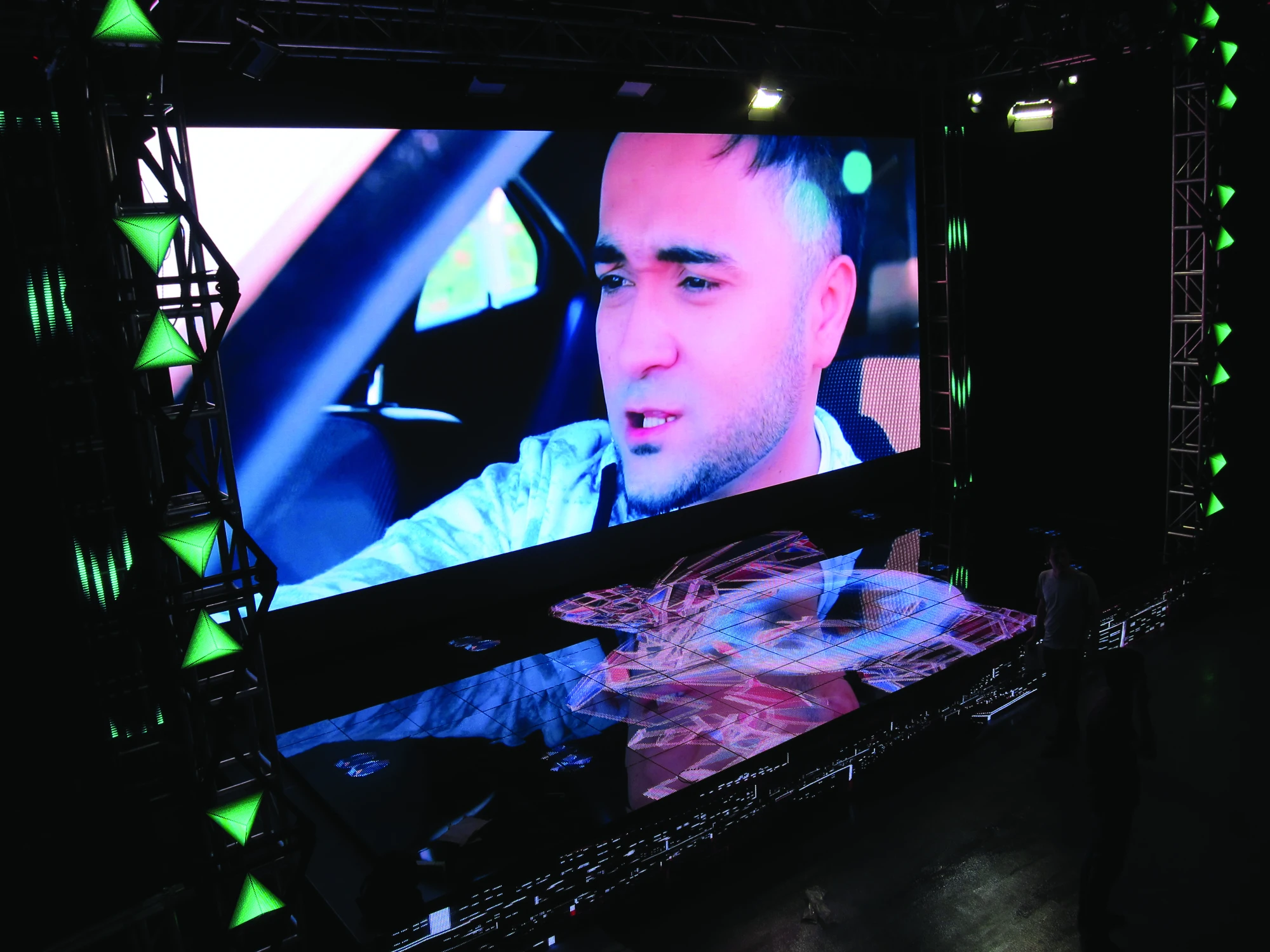 8K HD Led Display Screen Indoor P2.98 Rental Screen 5x2.5 m Stage