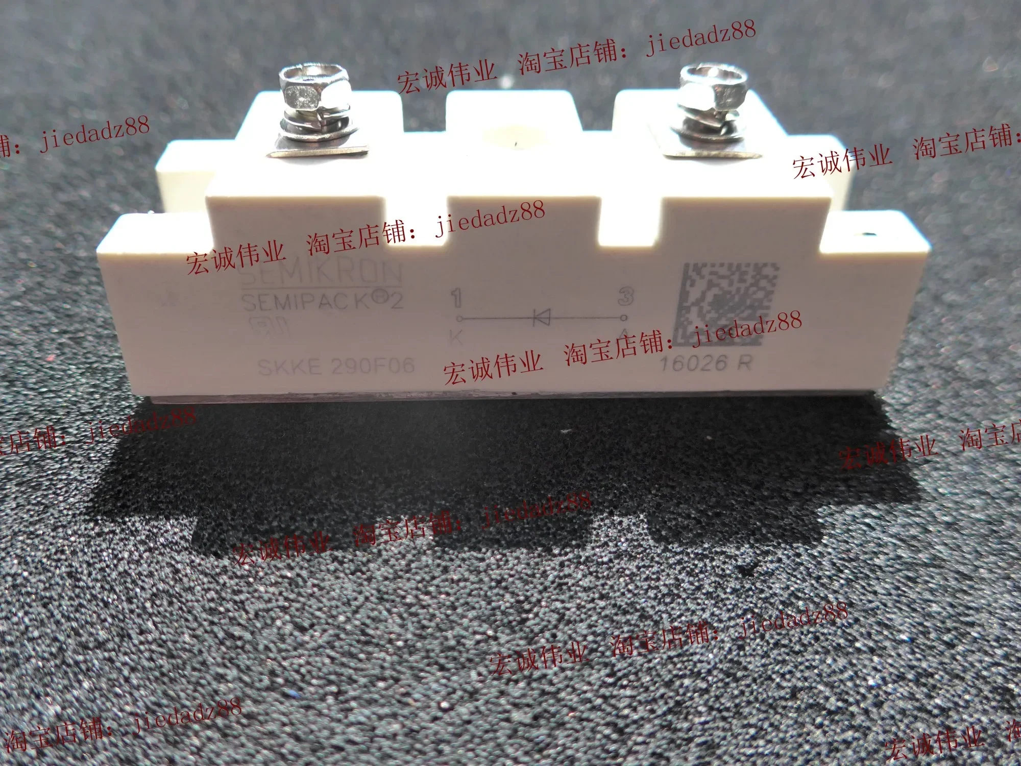 

SKKE290F06 новый и оригинальный