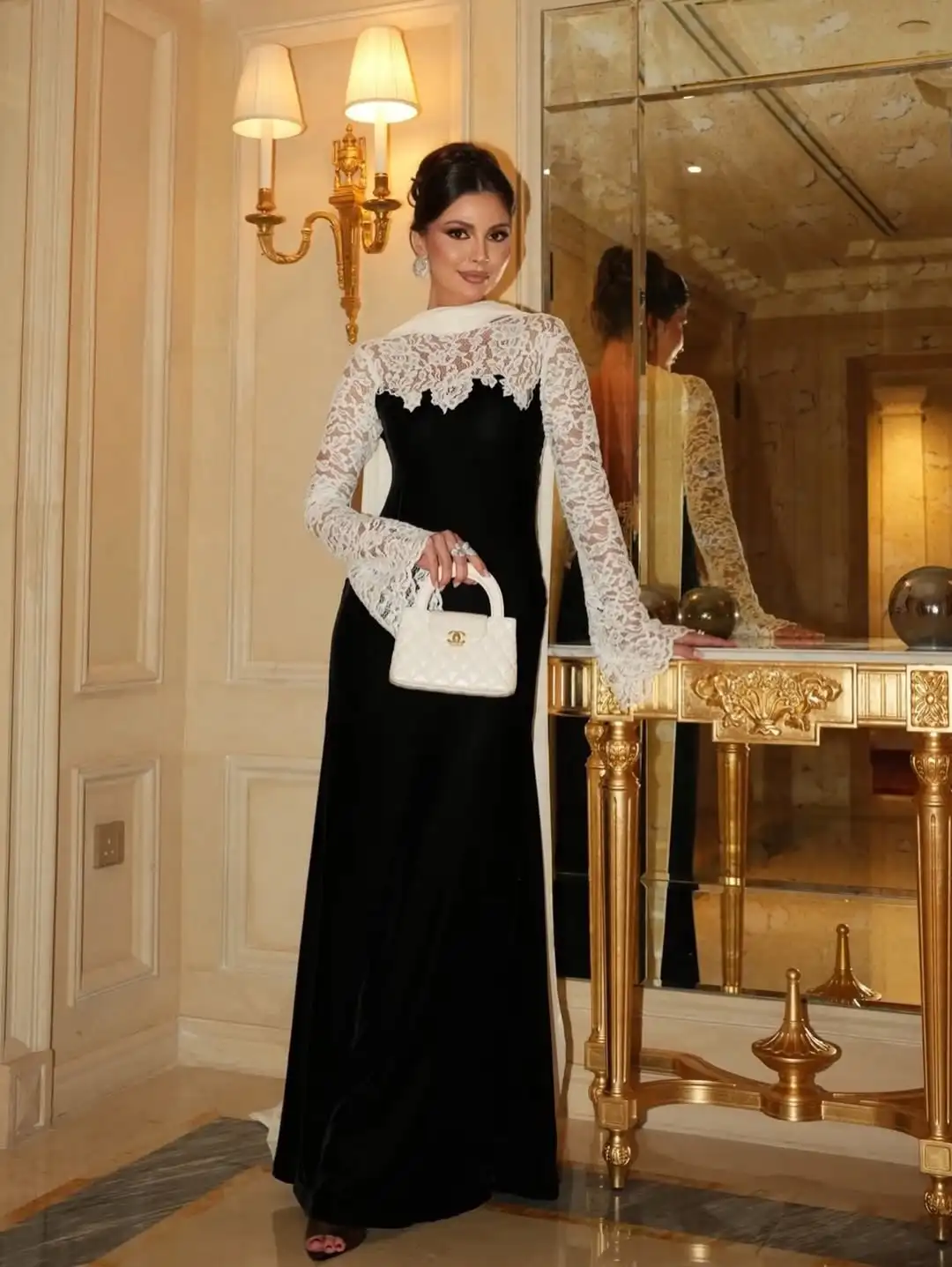 

Hot Sale Vintage Elegant Embroidery High Neck Open Back Train Bodycon Velvet Lace Shawl Evening Prom Formal Party Dress