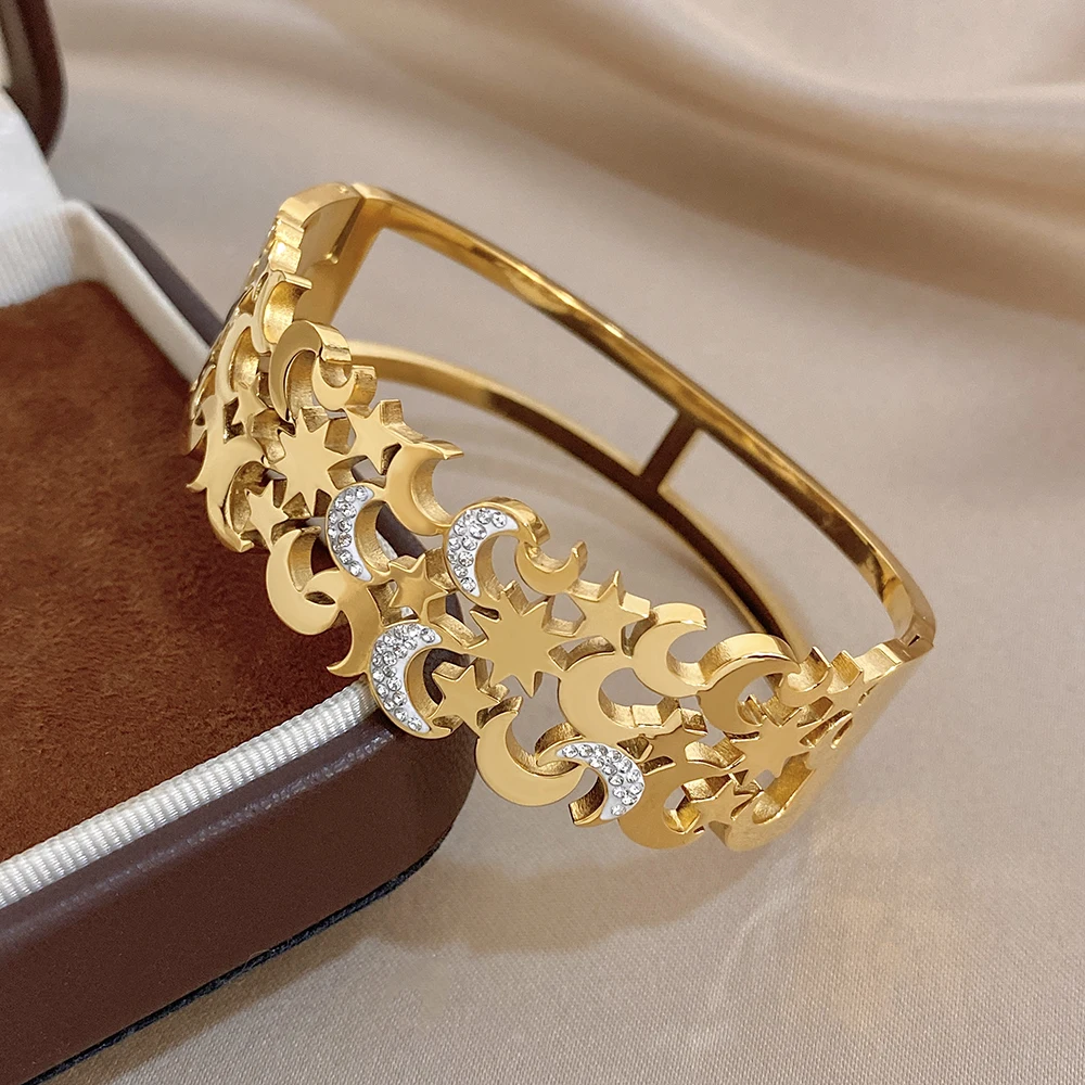 

Freetry Fashion Rhinestone Star Moon Stainless Steel Bangle Women Glossy Waterproof Gold Plated Wide Bracelet Holiday Jewelry