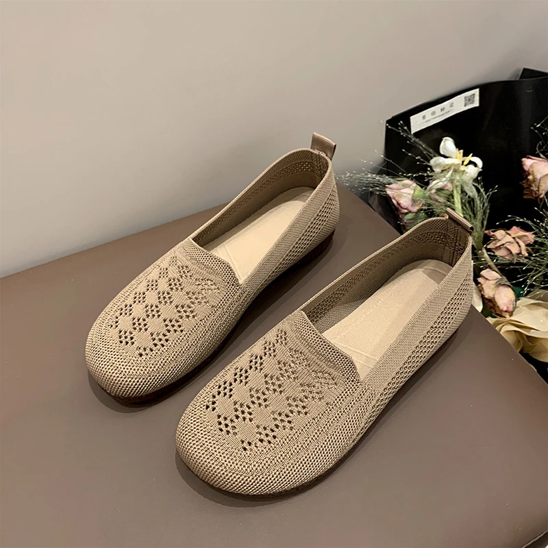 

Универсальные дышащие традиционные пекинские туфли на мягкой подошве для пожилых людей и мам летом, с полым дизайном,