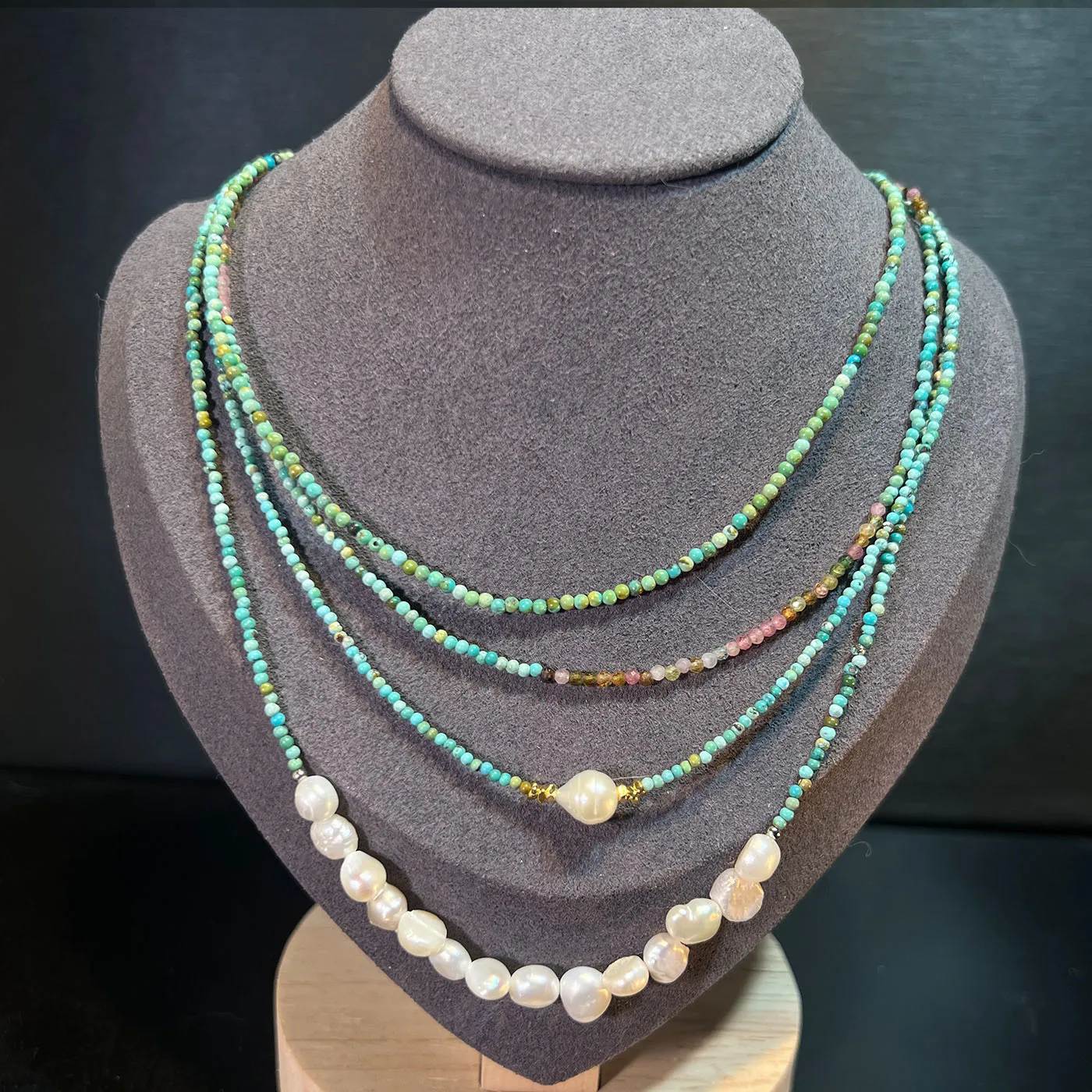 

Tourmaline Stone Freshwater Pearl Necklace for Women African Jewelry Bohemian Indian Pendant Colorful Beads Choker Chain Collar