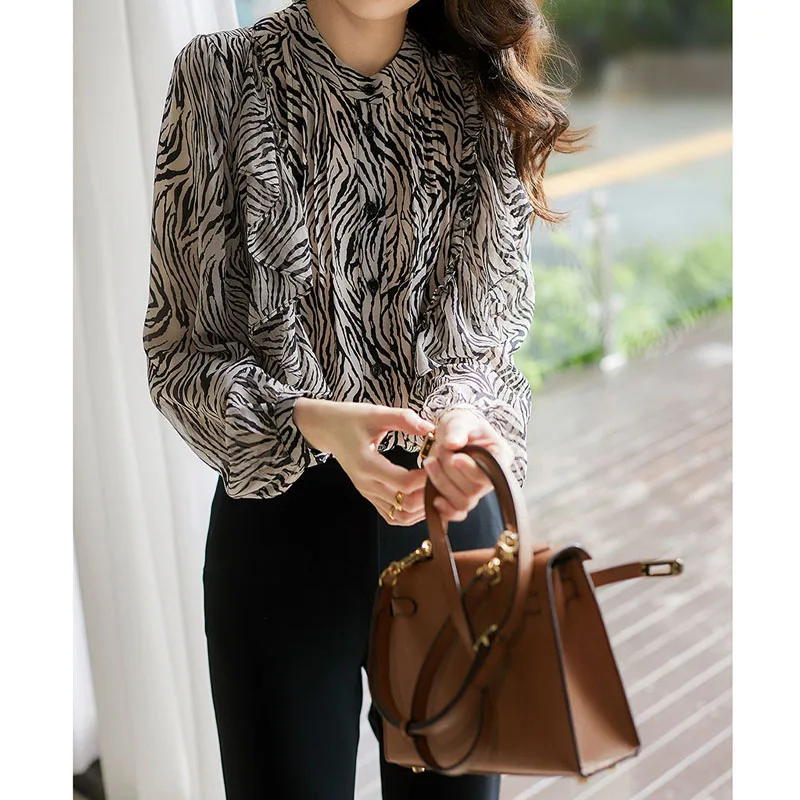 Vintage Elegant O-Neck Zebra Stripes Blouses Fashion Ruffles Loose Long Sleeve Button Printing Shirt 2023 Spring Summer Women