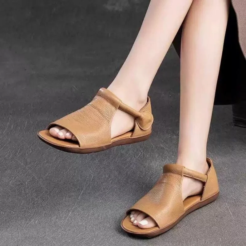 2025 Summer New Women's Peep Toe Flat Sandals - Retro Soft Leather Breathable Comfortable Versatile Casual Shoes image 2