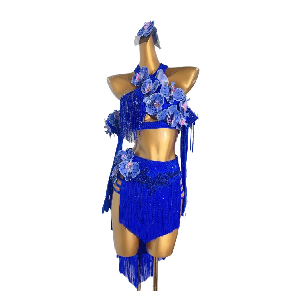 ชุดเดรสเต้นลาตินสำหรับผู้ใหญ่และเด็ก ดีไซน์หรูหราประดับดอกไม้ฉลุลาย บราสำหรับเต้นชาชา แซมบ้า ประดับด้วยคริสตัล AB เหมาะสำหรับการแสดง