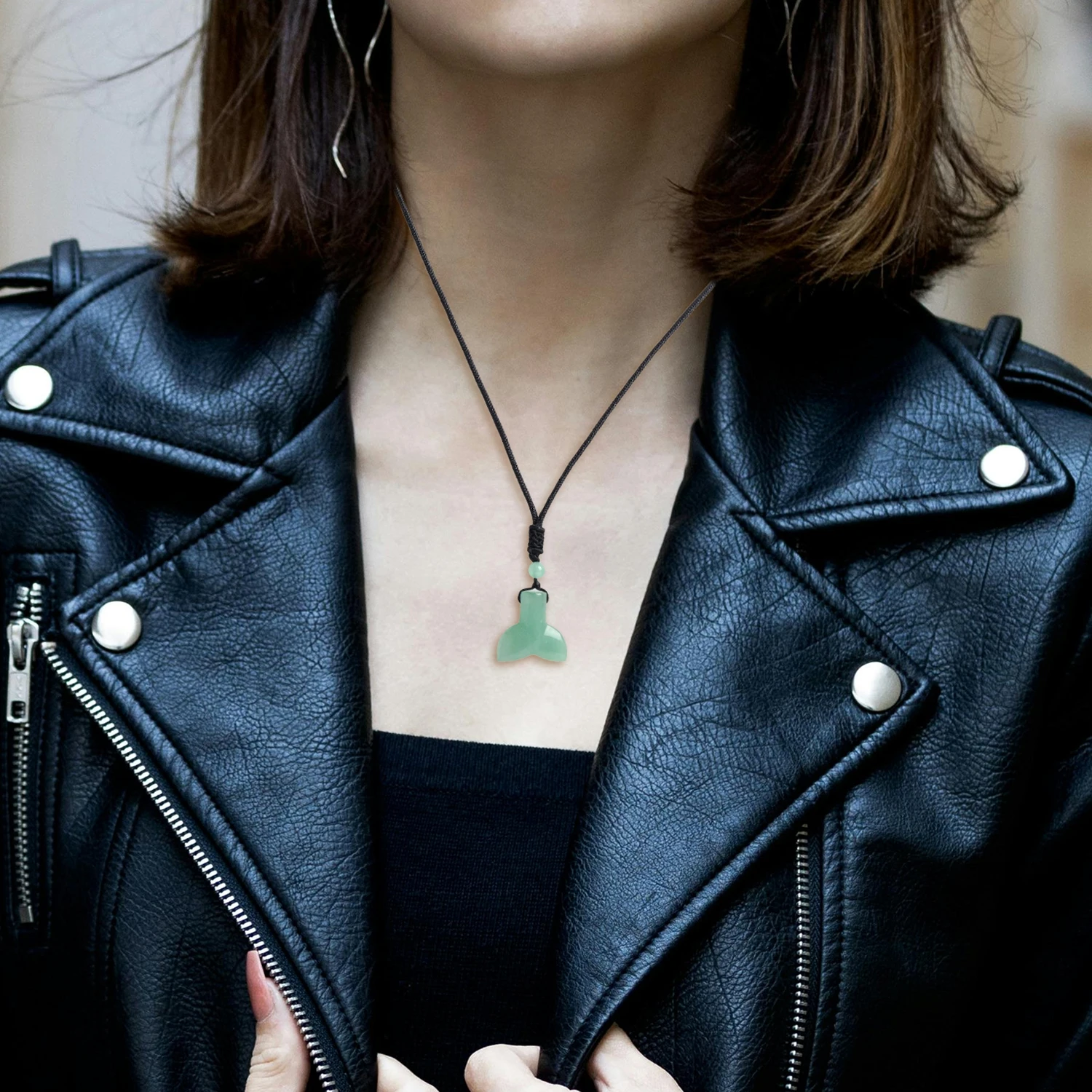 

2026 Natural Crystal Carved Fishtail Chain Necklace, Bohemian Stylish Statement Jewelry, Gift for Women Girls