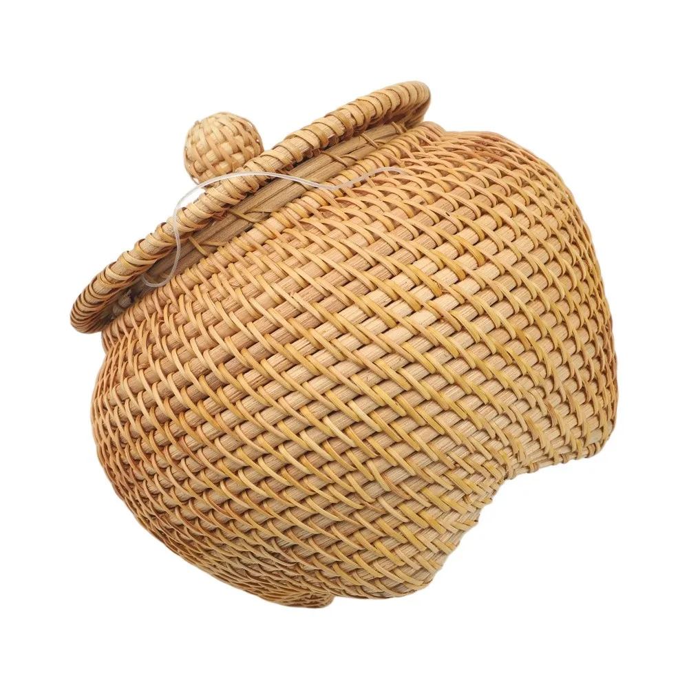 Handcrafted Rattan Storage Basket With Lid Perfect For Snacks Fruits Desktop Decoration Jewelry Storage Box Make Up Organizer