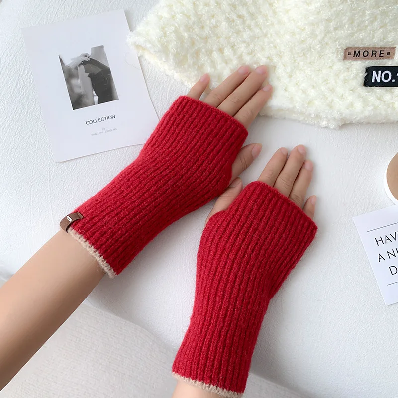 Warm Half Finger Knitted Gloves Autumn and Winter Fingerless Deer Cashmere Gloves Women Mittens Thumb Hole Short Gloves