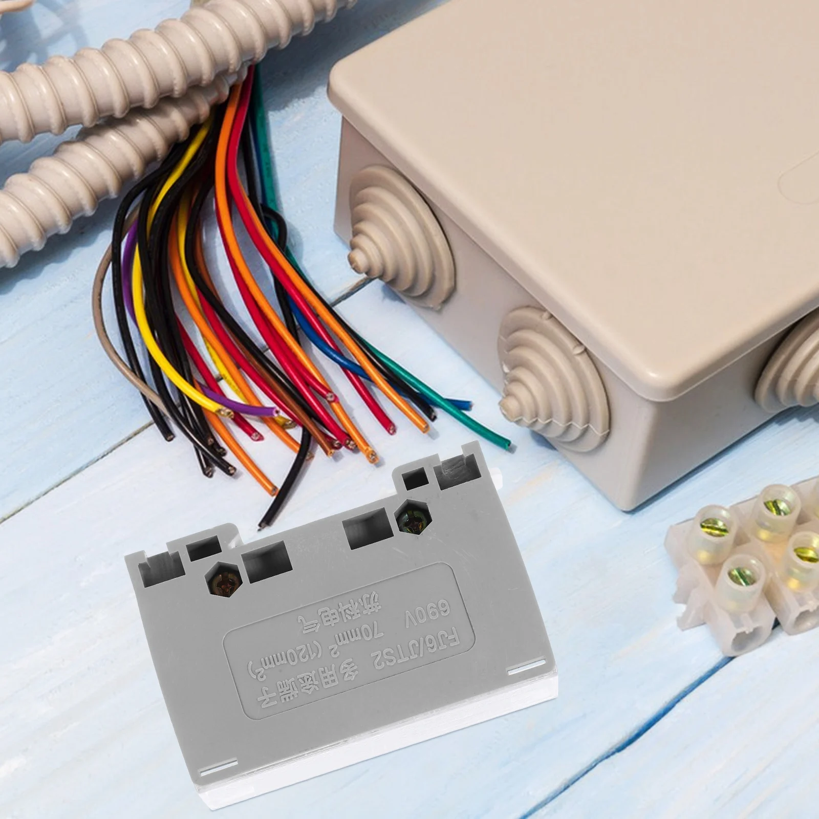 

Din Rail Terminal Block Assembly 1 in 6 Out Connectors Push in Wire Recessed Outlet Box Space Saving Design Square Terminal