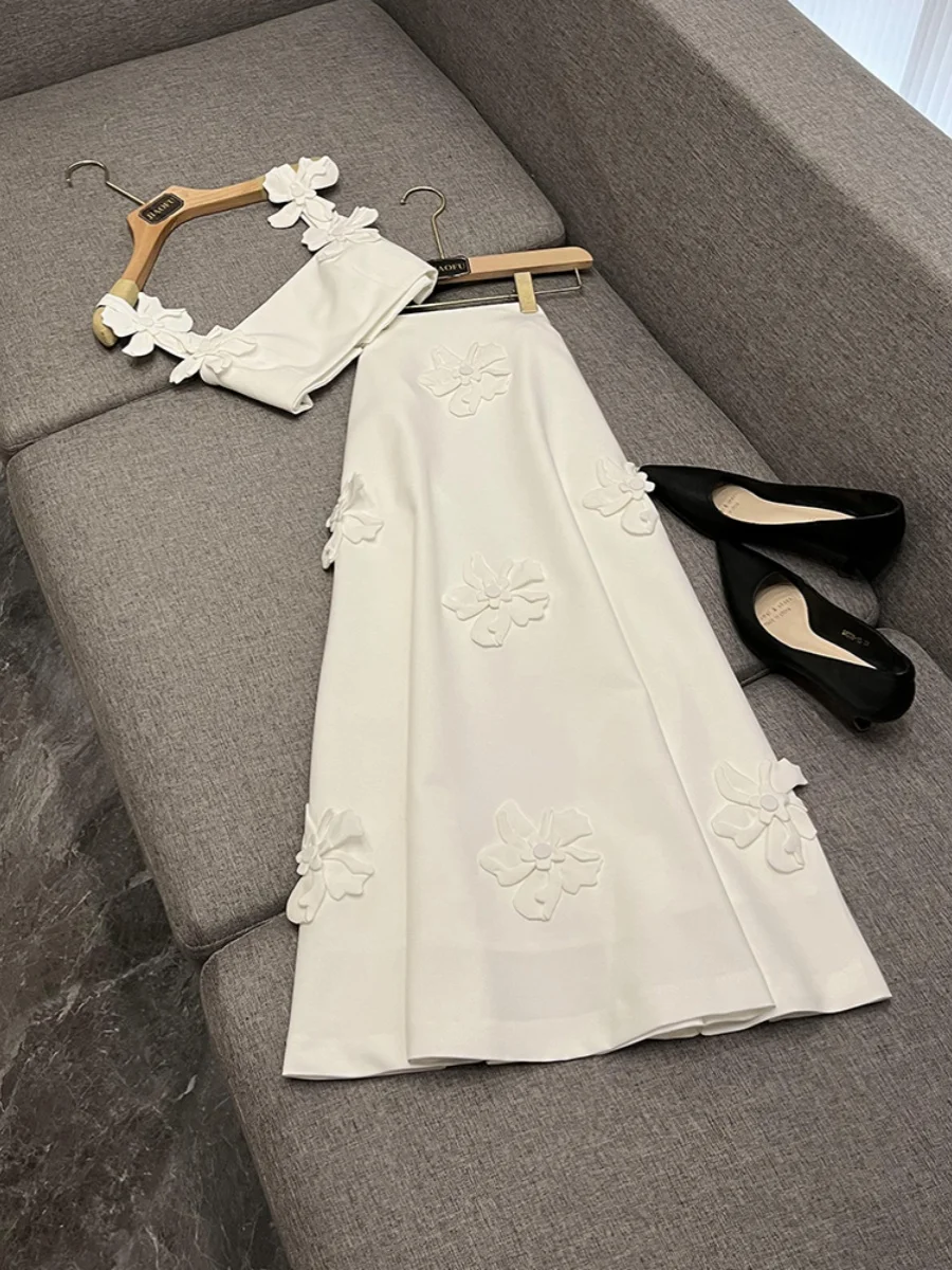 

Faionable Celebri Strappy Top And Skirt Set with 3D Flowers Two-Piece Women's Clothing Set JF- from China for Autumn 2025