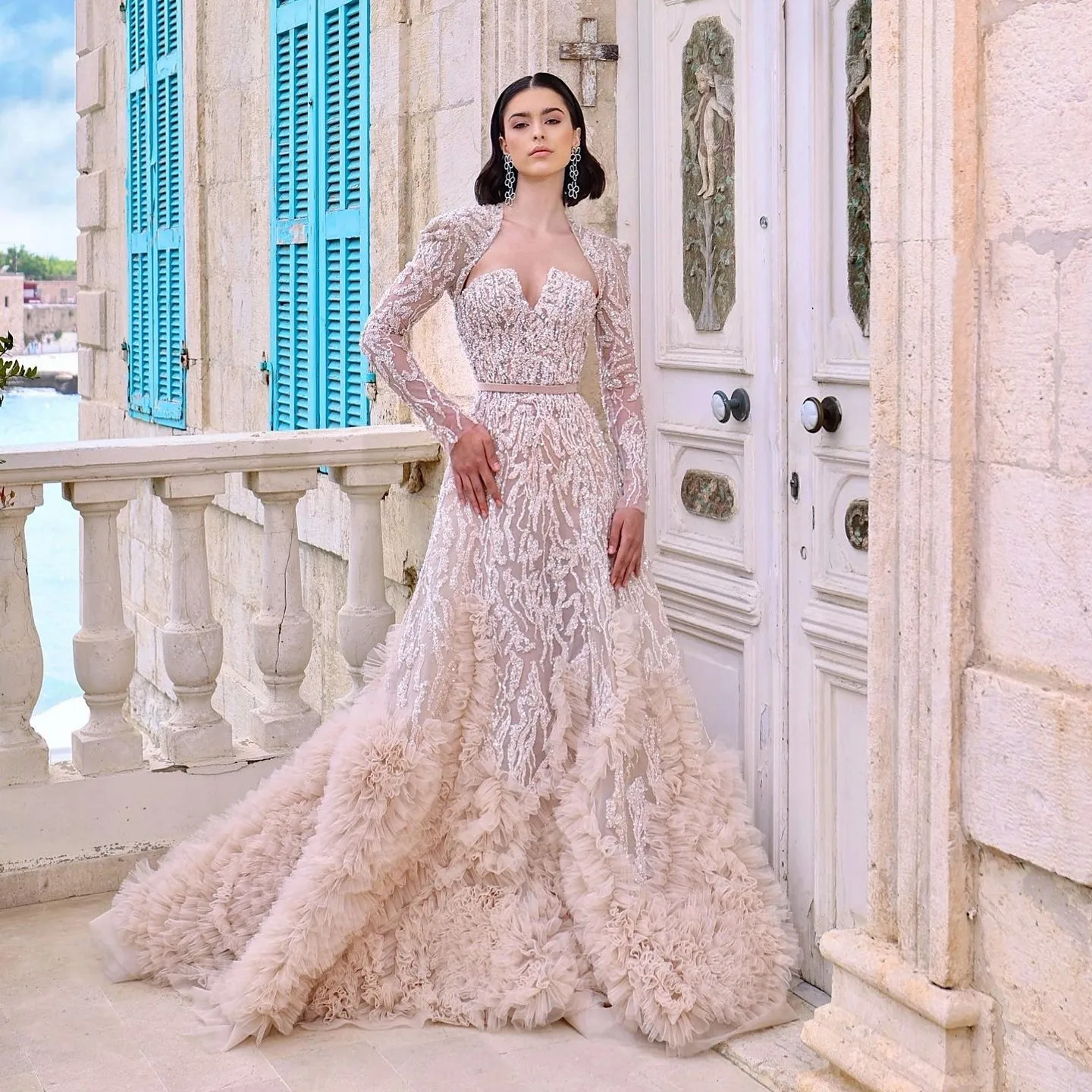 Stunning Royal Shiny Lace Long Evening Dresses With Tulle Ruffles Trim Full Sleeves A-line Arabic Formal Party Dress Bridal Gown