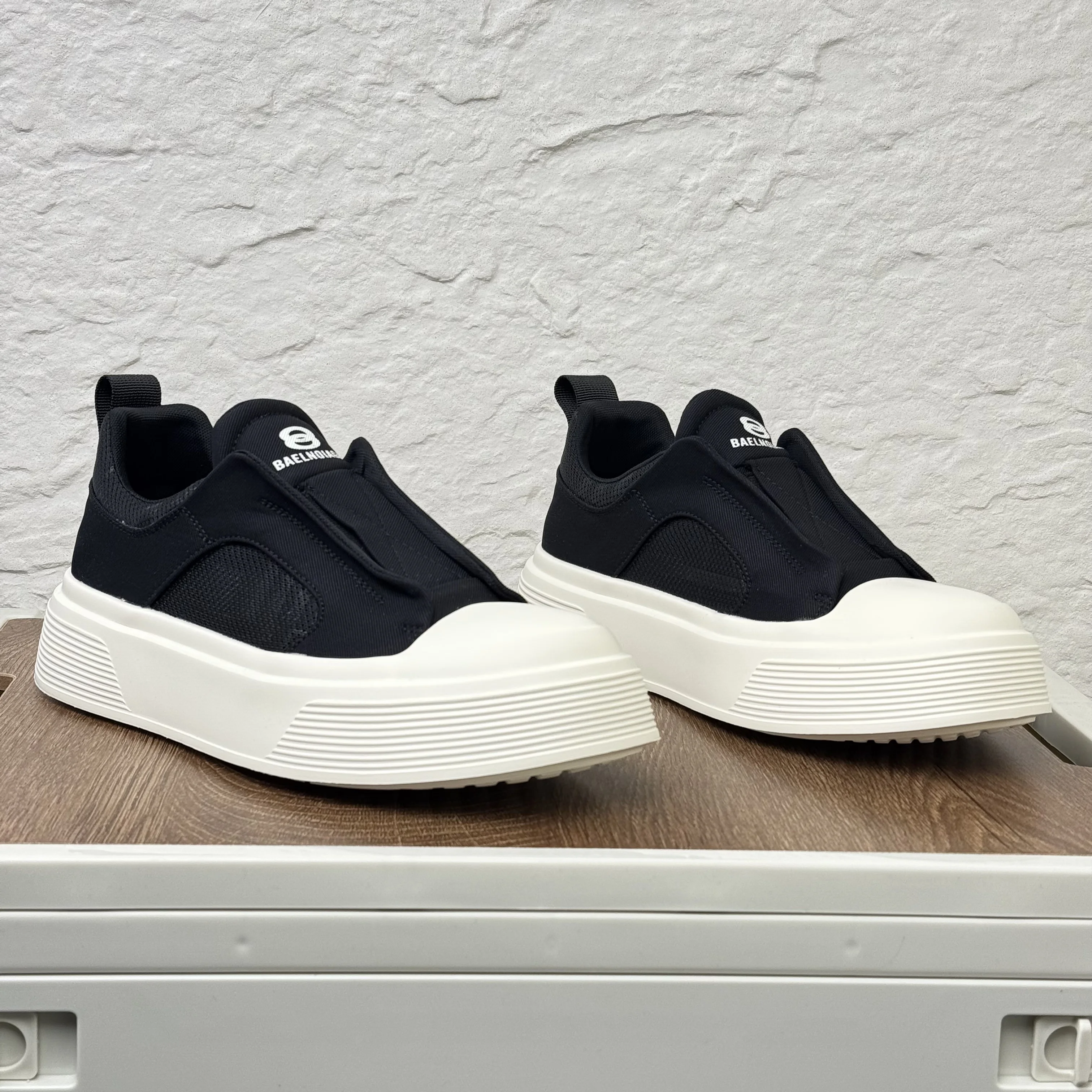zapatos-de-malla-sin-cordones-para-hombre-transpirables-informales-con-suela-gruesa-y-plataforma-estilo-coreano-punta-redonda-de-verano-a-la-moda-de-color