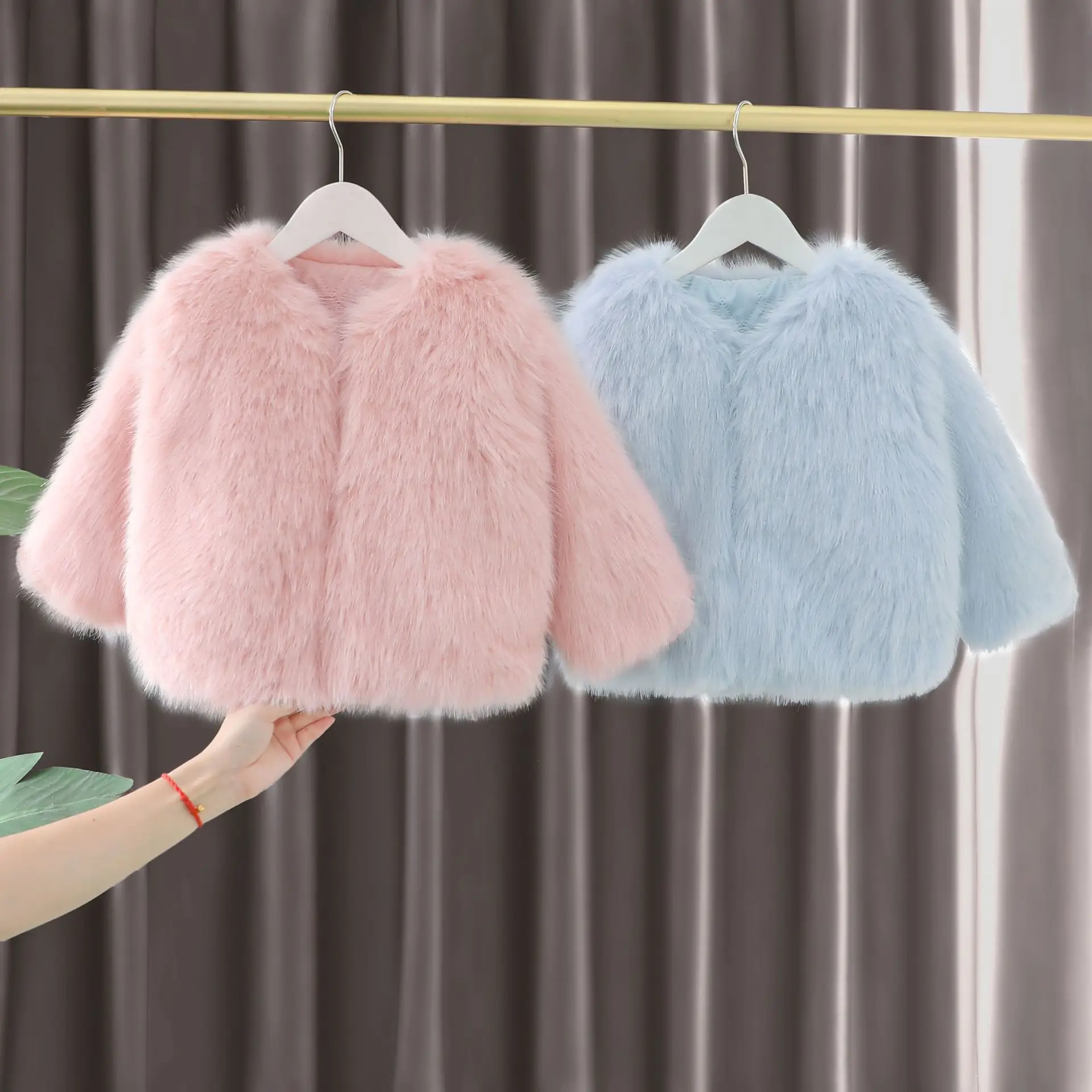 

Girls Coats Faux Fur Clothes Winter 2024 Children Thick Velvet Jackets For Baby Girl Tops Outerwear Kids Warm Outdoors Coat 4 5Y