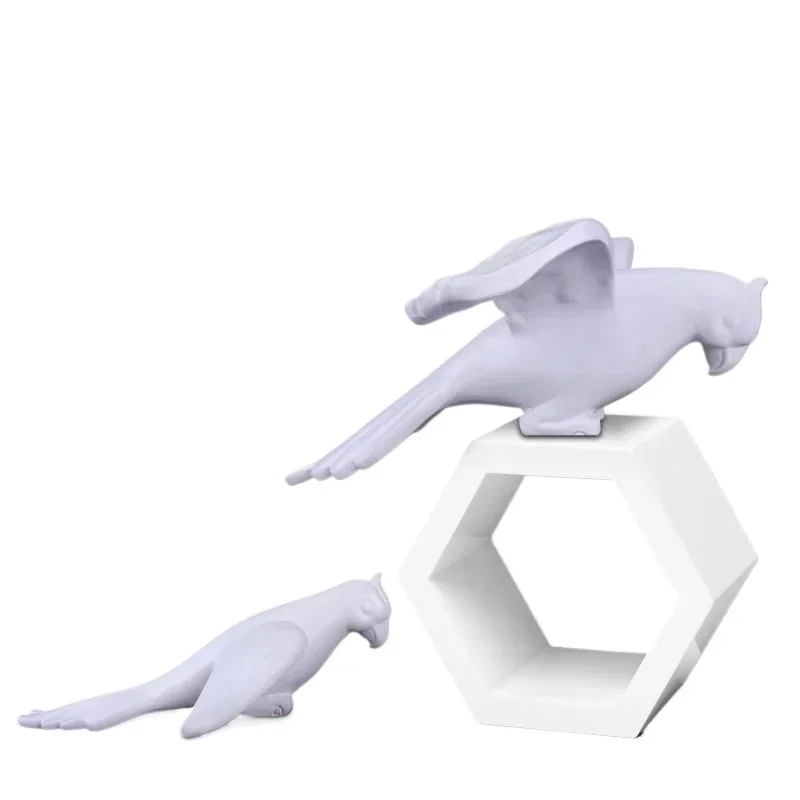 

Modern creative home white parrot resin ornament craft gifts restaurant villa window decoration