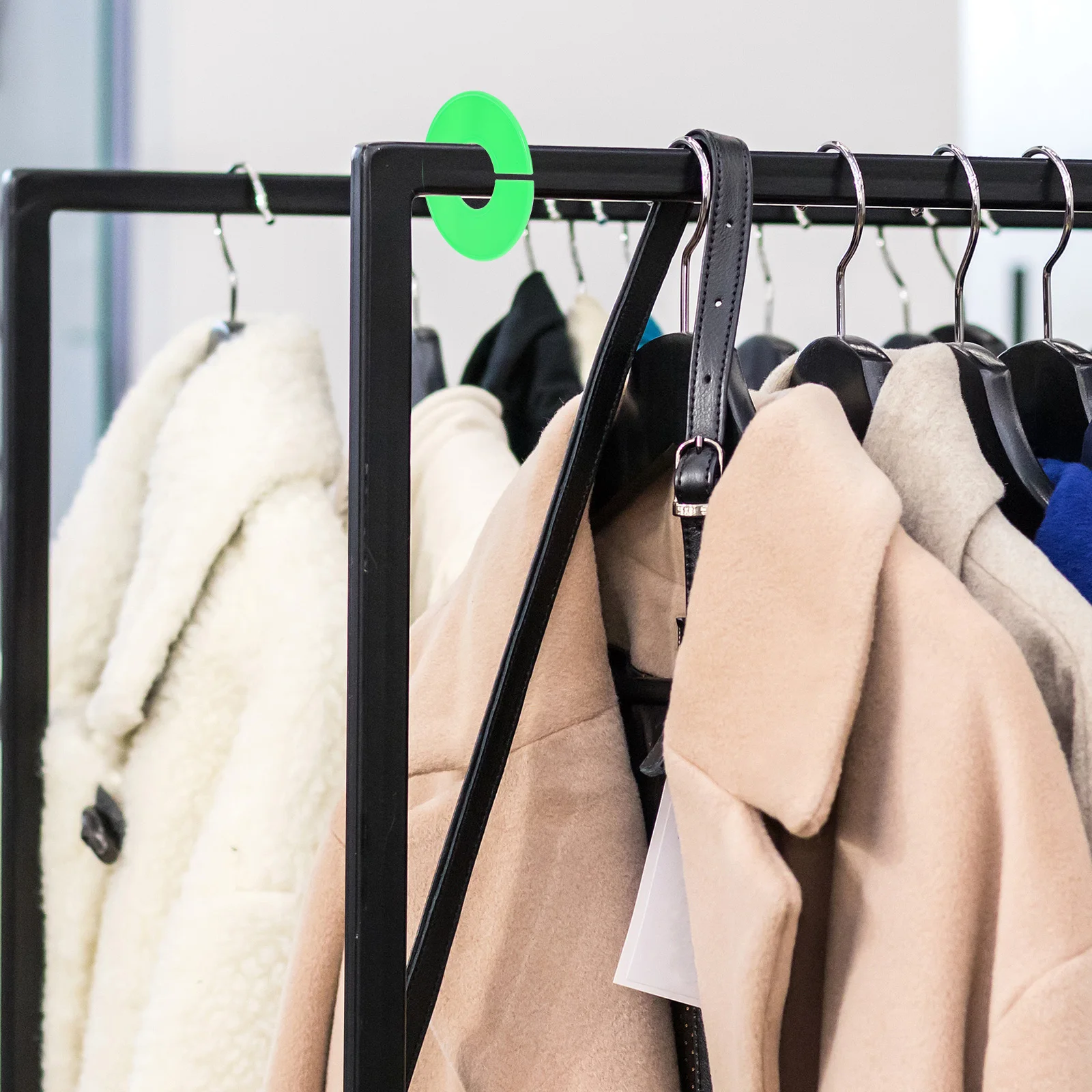 

20pcs Clothing Size Dividers Green Plastic Wardrobe Organizer Blank Round Labels For Closet Storage Shelf Divider Hanging