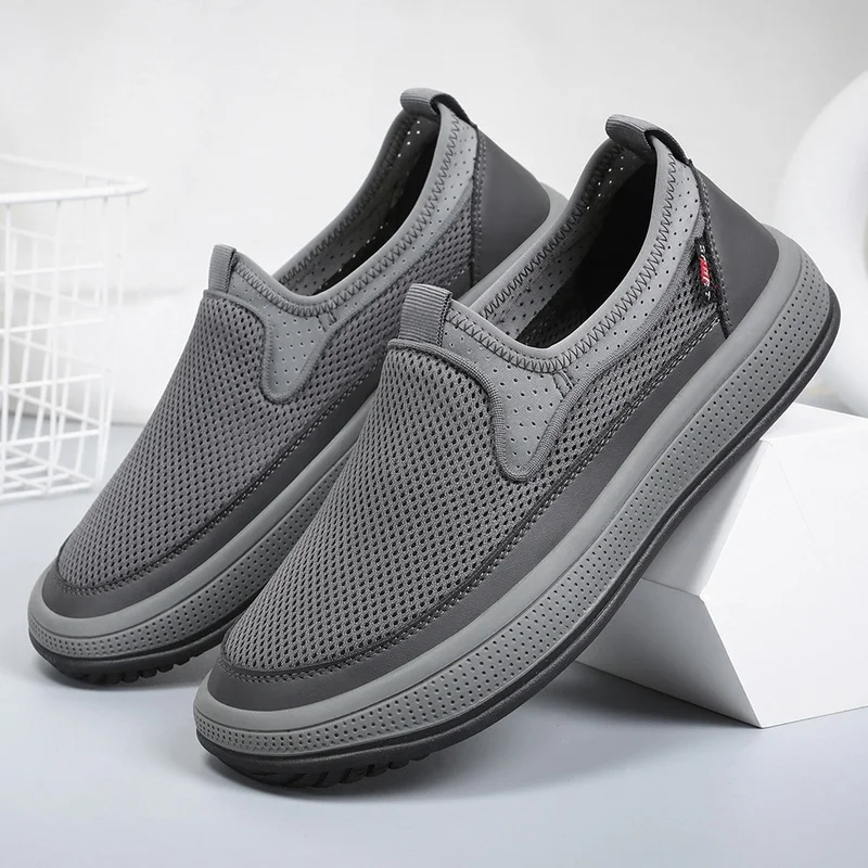 Men's Shoes New Fashion Breathable Casual Comfortable Sports Outdoor Mesh Slip-On Casual Walking Shoes