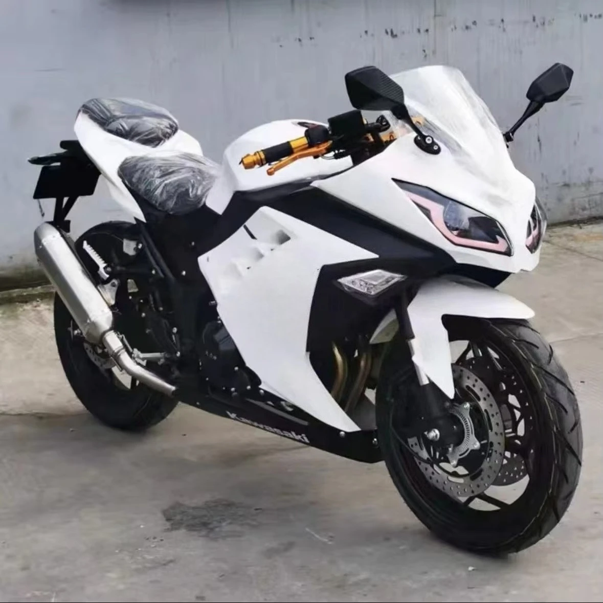 Ninja 250cc Motorcycle High Speed Race Moto Stable Performance ABS for Street and Sport Riding