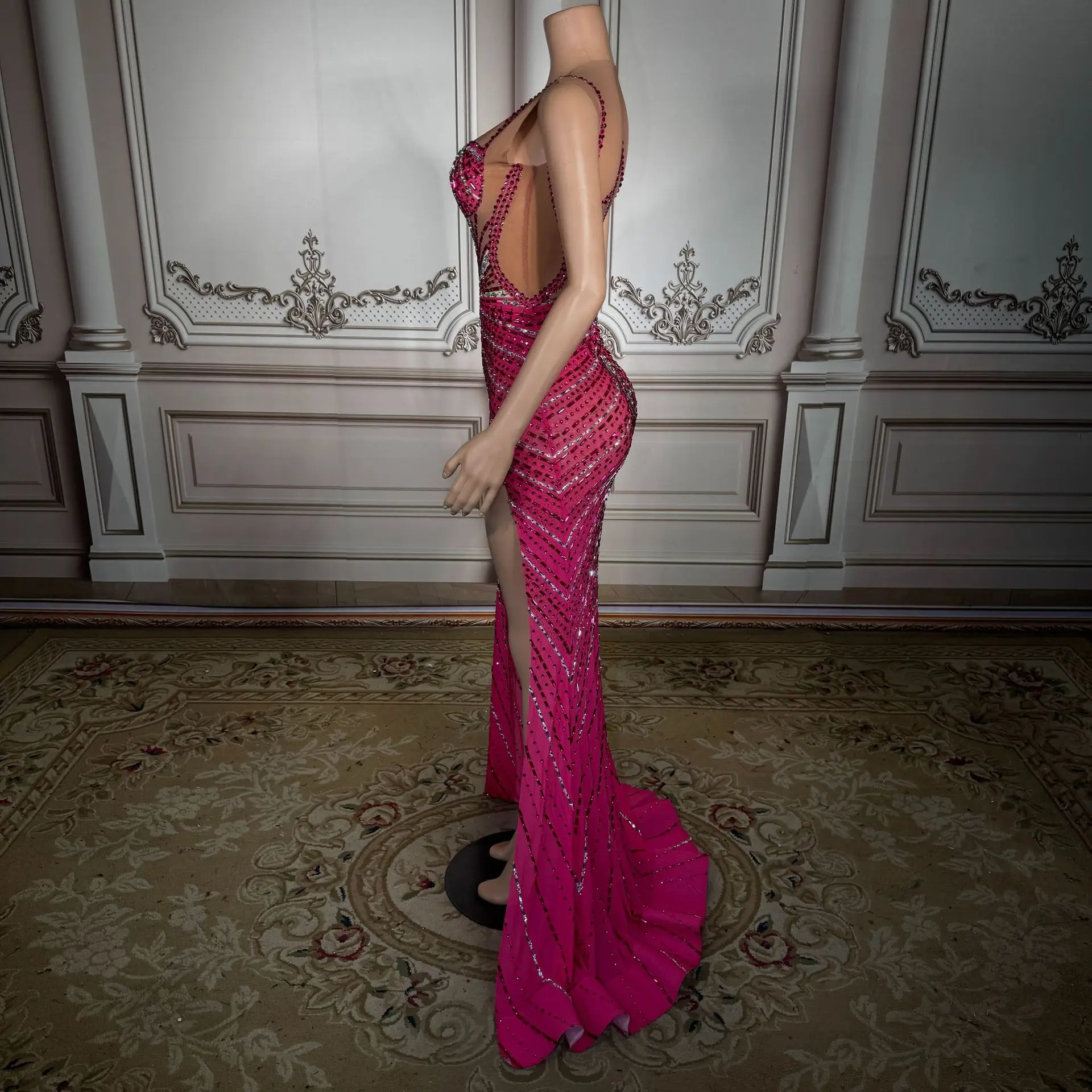 

Stage Wedding Performance Dress Sequined Patchwork Long Sleeved Fitted Halter Neck Open Back Sexy Fishtail Skirt