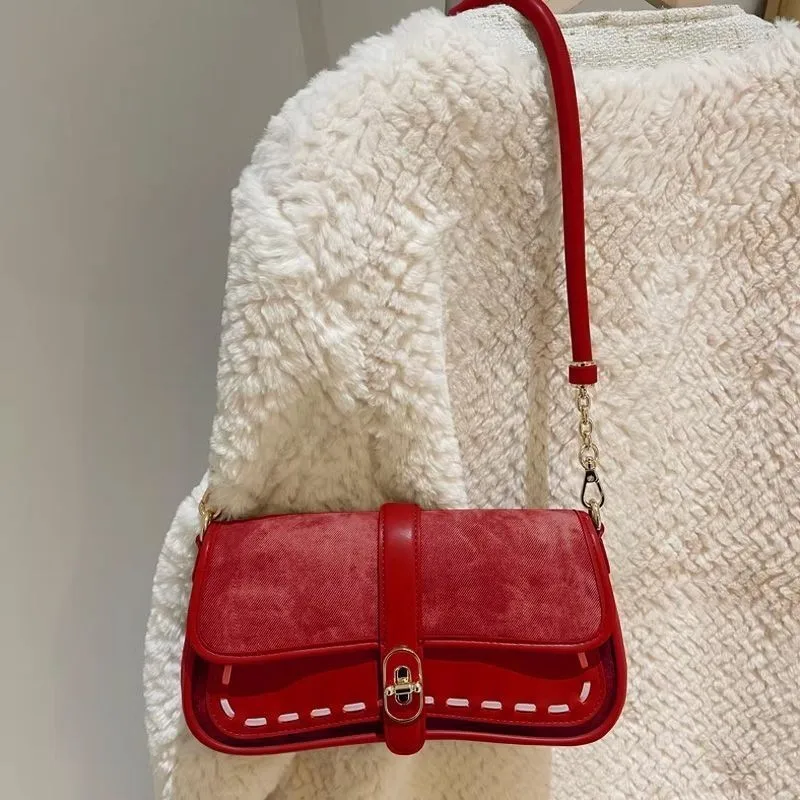 

Retro Red Lock Handbag Women White Lines Large Capacity Shoulder Bag Ladies Fashion Harajuku Style Daily Versatile Underarm Bags