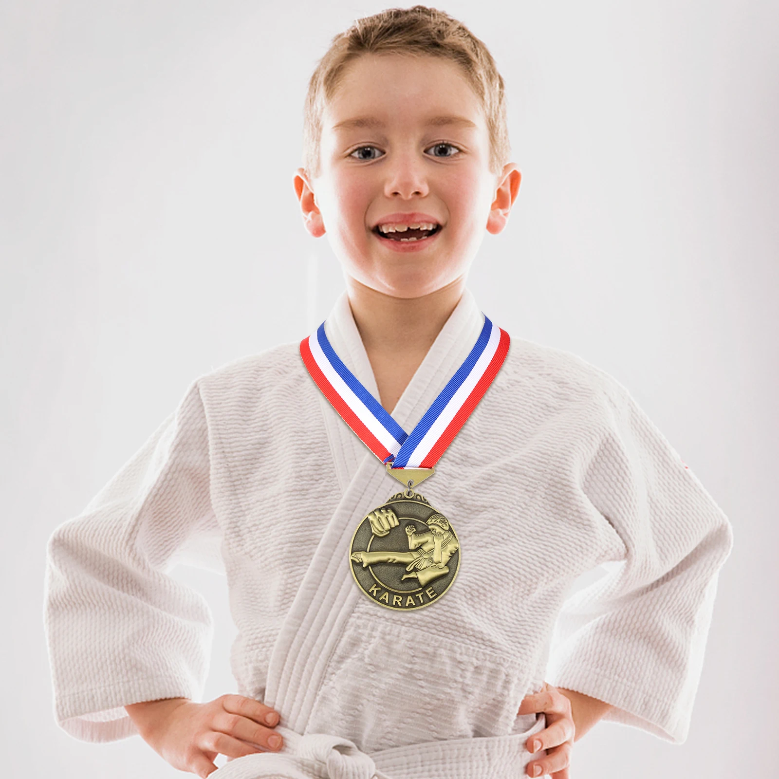 

Distinguished Bronze Finish Karate Medal Portable Competition Award Medals Metal Display Plaque For Martial Arts