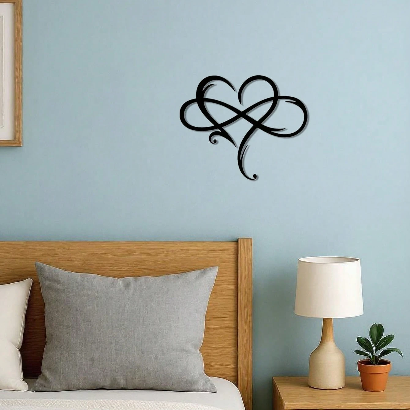"Infinity Heart Metal Wall Art – Eternal Love Geometric Sculpture | Romantic Decor for Bedroom & Weddings"
