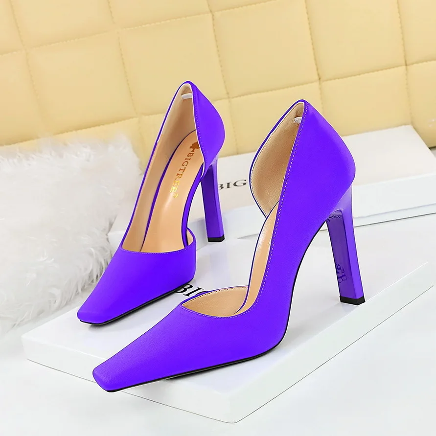 

Women Pumps Style Thick Ultra-high Shallow Pointed Side Hollowed Out Satin Square Toe High Heels Single Ladies туфли женские