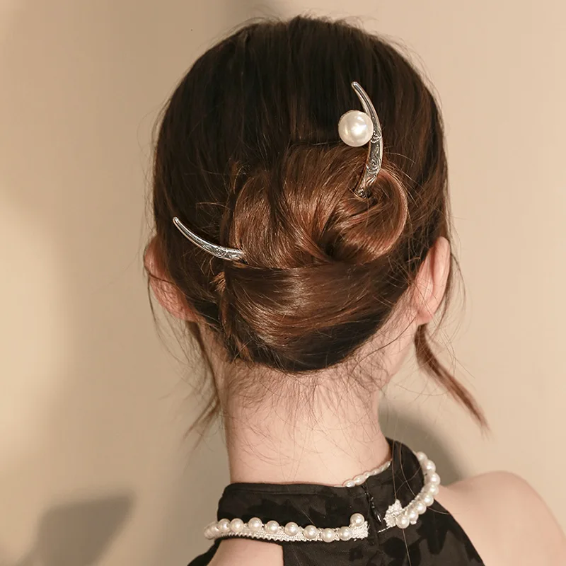 Vintage Crescent Moon Hair Forks Gold Silver Pearl Hair Sticks For Women Chinese Hair Bun Clip Hairpin Hair Accessories Headwear