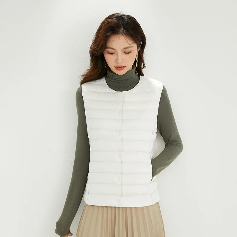 Women Autumn Winter Warm 90% White Down Duck Lining Vest 2024 New Female Korean Slim Fit Ultra Light Packable sleeveless coat