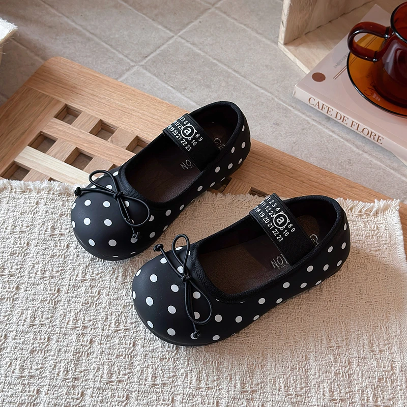 Frühling Herbst Kleinkind Mädchen Schwarze Polka Dot Mary Jane Schuhe mit Schleife und Elastikband Rutschfest für Alltag Schule Outdoor Freizeitkleidung – Detail 5