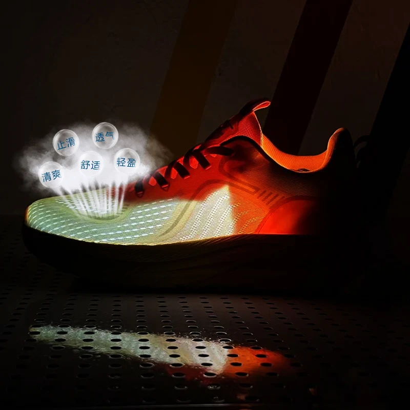 Men's cushioned running shoes with non-slip soles, outdoor sneakers, lace-up sports light shoes for light runners. Women's shoes