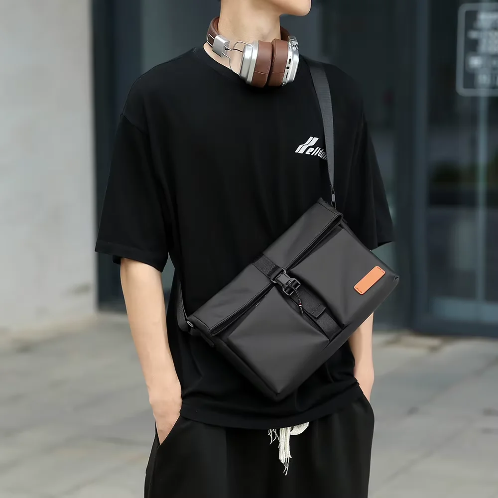 Outdoor Fashion Corduroy Waterproof Men's Sling Crossbody Shoulder Bag Zipper-All Seasons Customizable Size Logo OEM