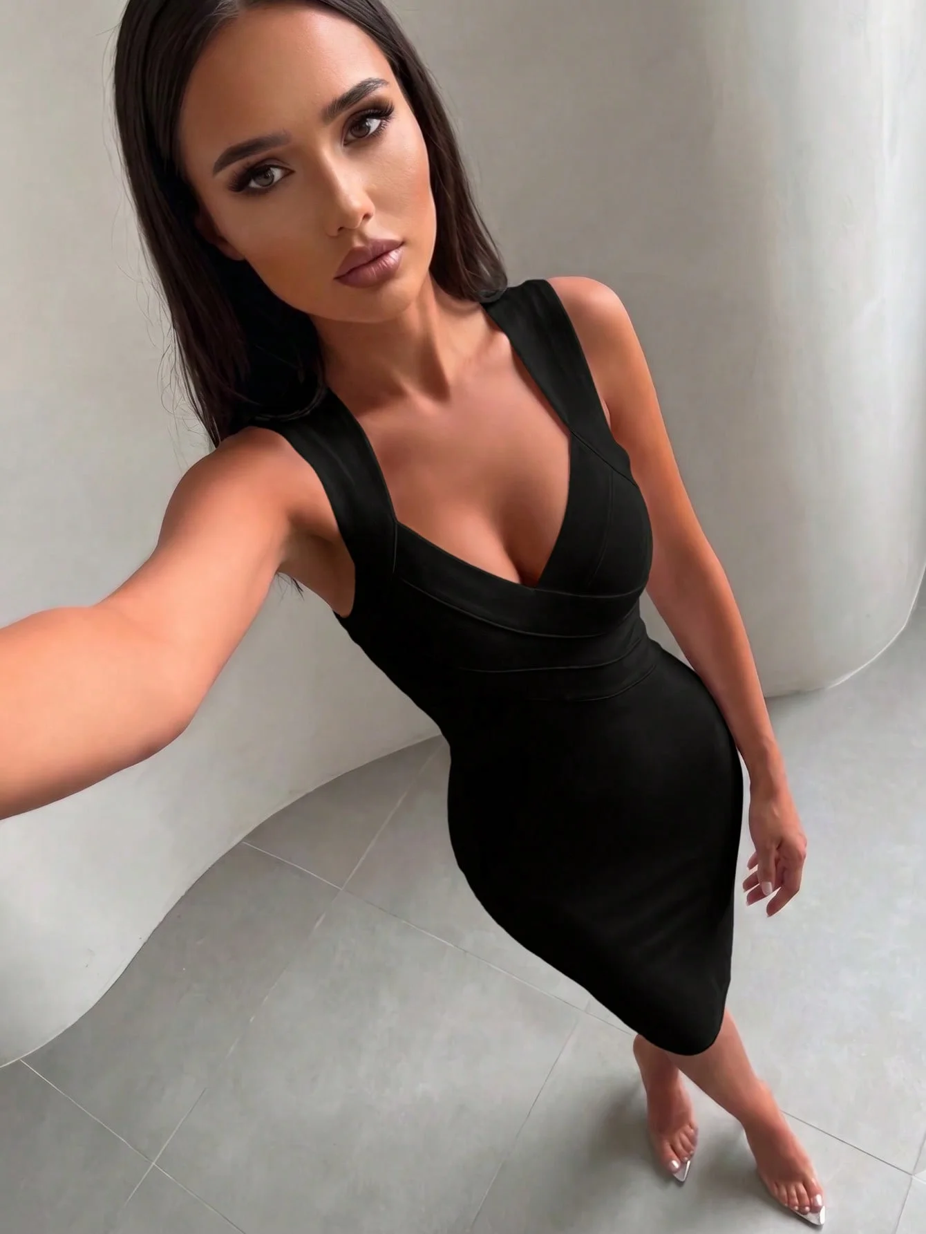 Sommermode Sexy Elegantes Spaghetti-Trägerkleid mit V-Ausschnitt, Figurbetontes Geripptes Knielanges Bandage-Kleid in Schwarz für Abendveranstaltungen