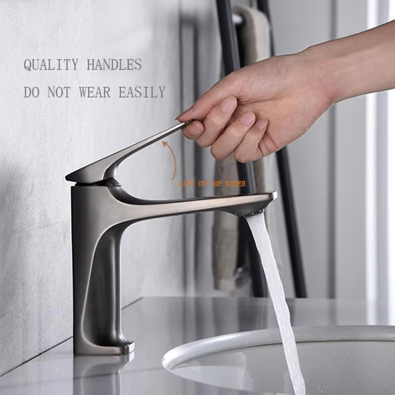 

Fashion Simple Gun Gray Bathroom Bathroom Splash - Proof Hot And Cold Water Basin Faecet