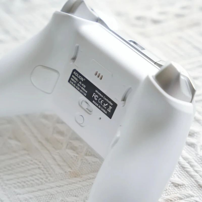 2026New AOLION K30 무선 블루투스 게임패드 마이크로 무브먼트 홀 듀얼 스테이지 트리거 PC,스팀용 E-스포츠 등급 TMR 조이스틱