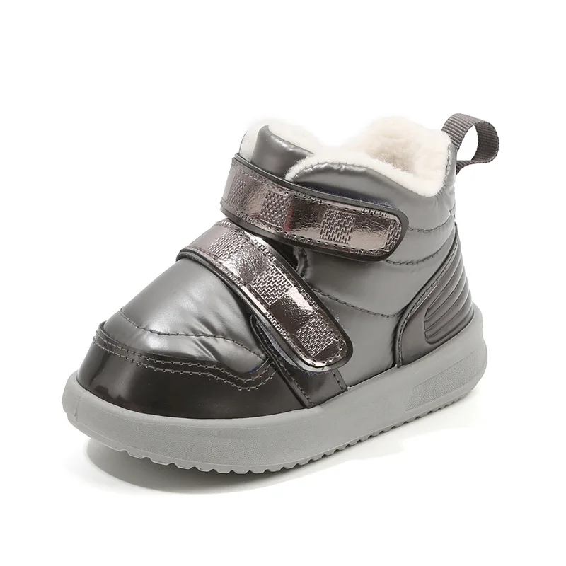 Stivali da neve per bambini invernali caldi peluche addensare scarpe di cotone Toddler Boys Soft Sneakers antiscivolo scarpe da bambina di moda